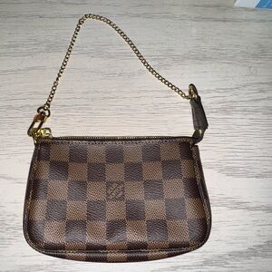 Louis Vuitton Mini Pochette Accessories - Damier Ebene